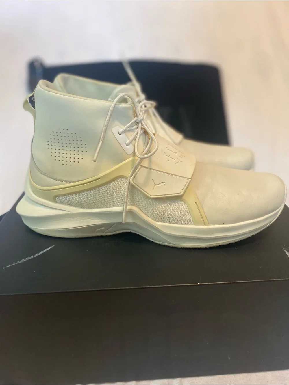 Fenty X Puma Wmns Trainer High Whisper White Leather Rare Size 10 w/box & Bag